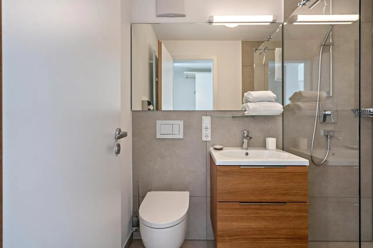 Huber Living Basic 210 Apartment Germering 0*,