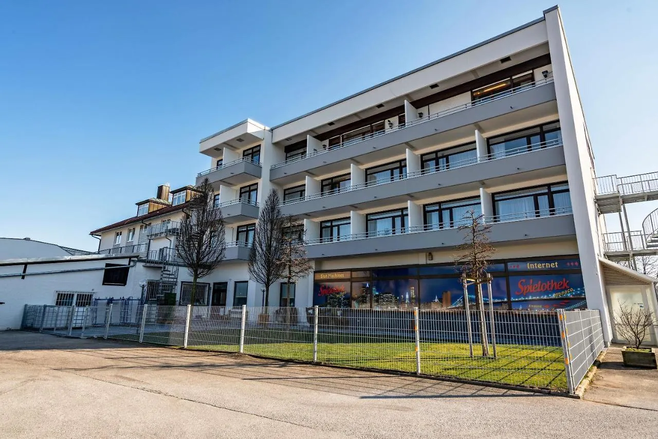 Huber Living Basic 210 Apartment Germering Germany
